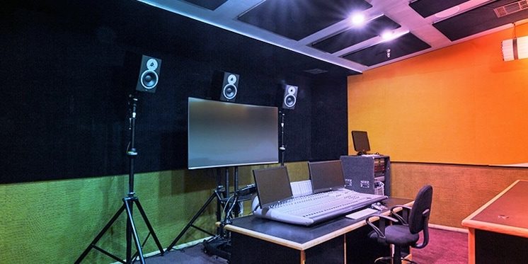 Aura Sound & Color